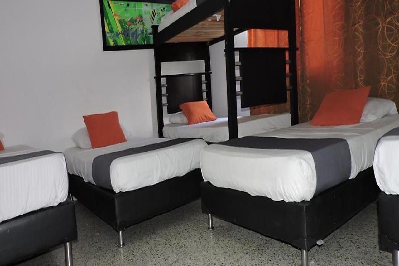 Hotel Jc 43 Μεντεγίν Εξωτερικό φωτογραφία