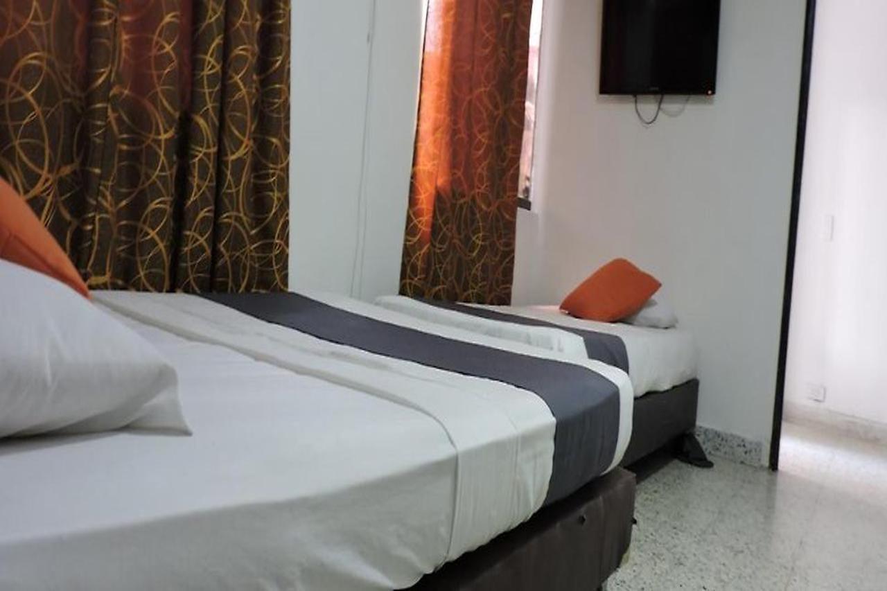 Hotel Jc 43 Μεντεγίν Εξωτερικό φωτογραφία