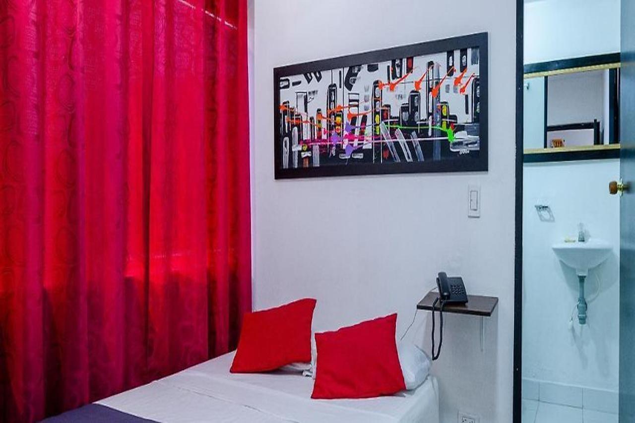 Hotel Jc 43 Μεντεγίν Εξωτερικό φωτογραφία