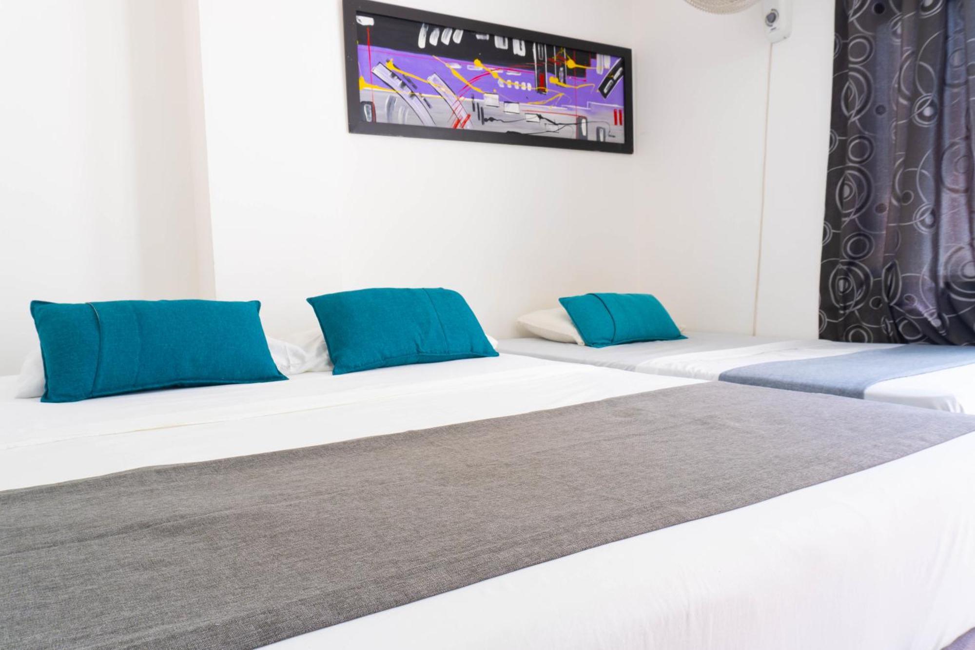 Hotel Jc 43 Μεντεγίν Εξωτερικό φωτογραφία