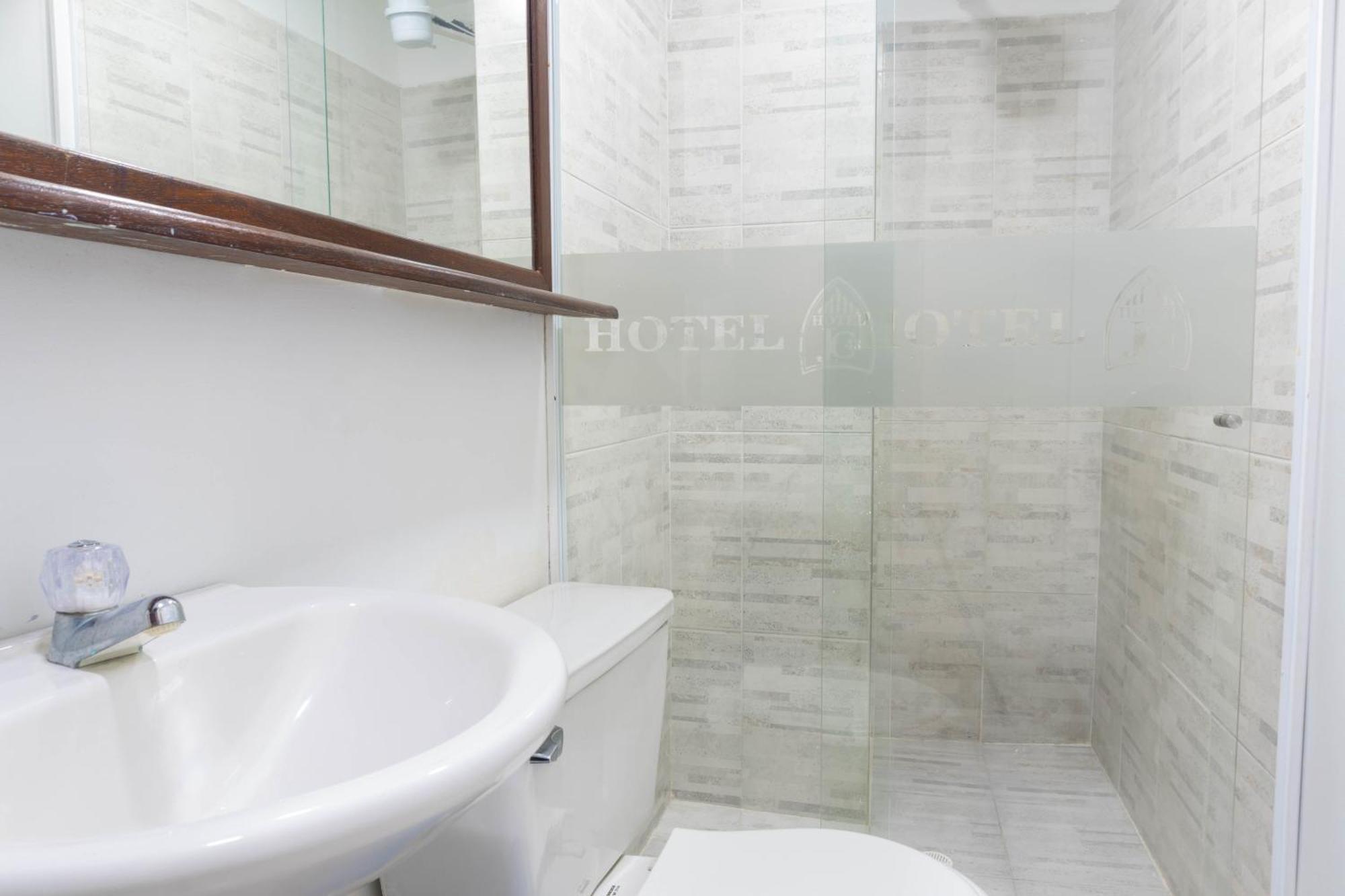 Hotel Jc 43 Μεντεγίν Εξωτερικό φωτογραφία