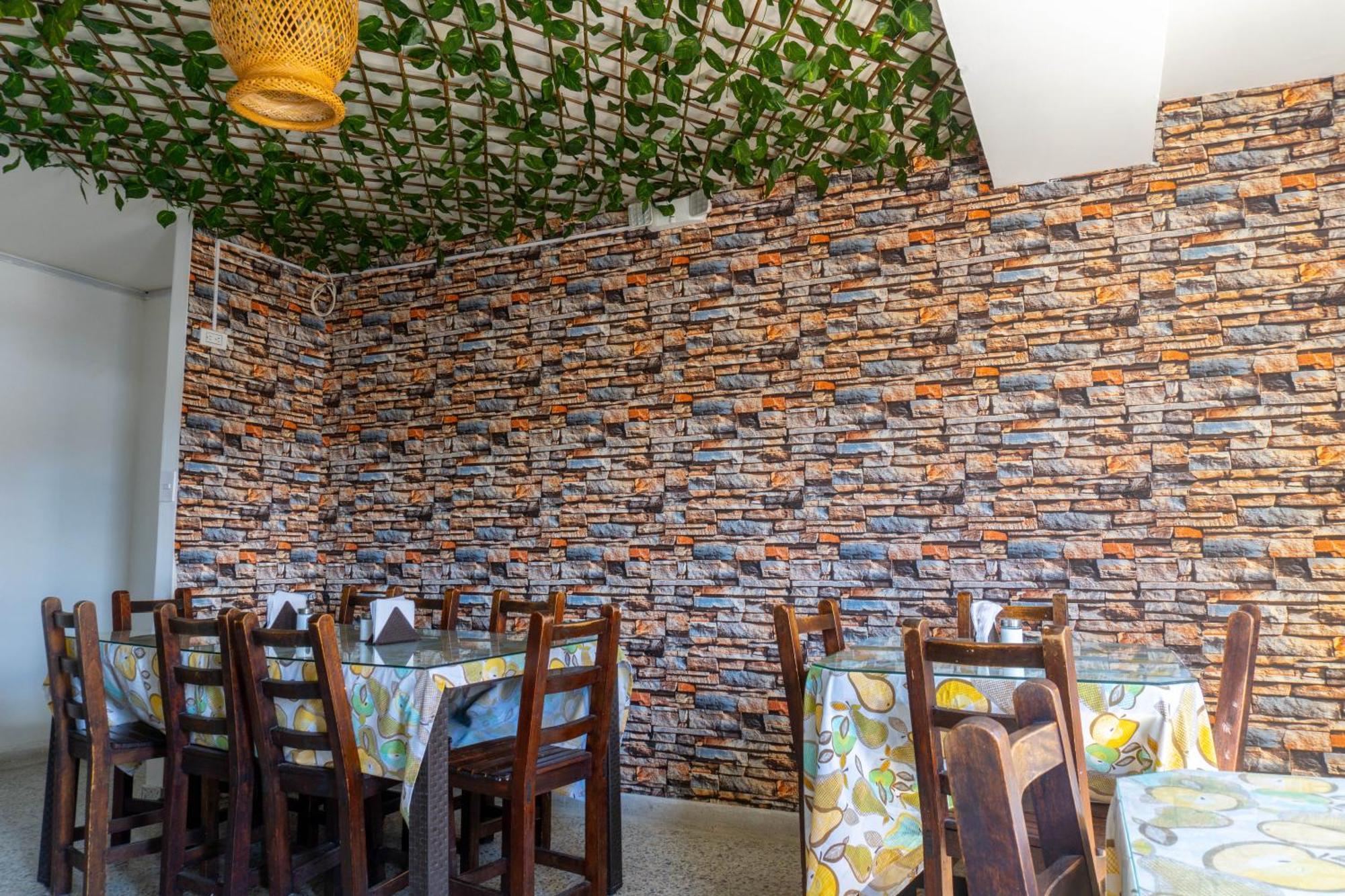 Hotel Jc 43 Μεντεγίν Εξωτερικό φωτογραφία