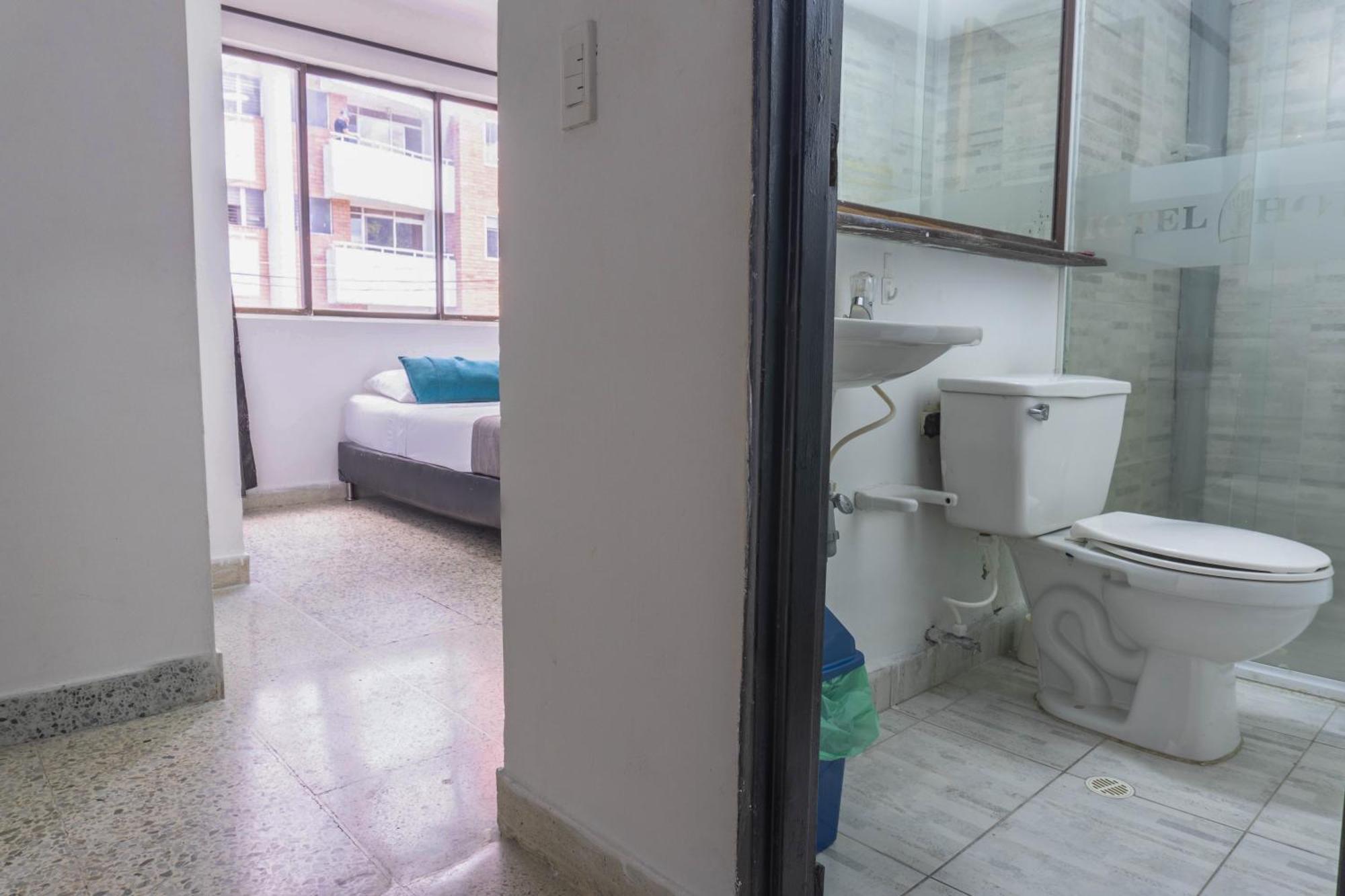 Hotel Jc 43 Μεντεγίν Εξωτερικό φωτογραφία