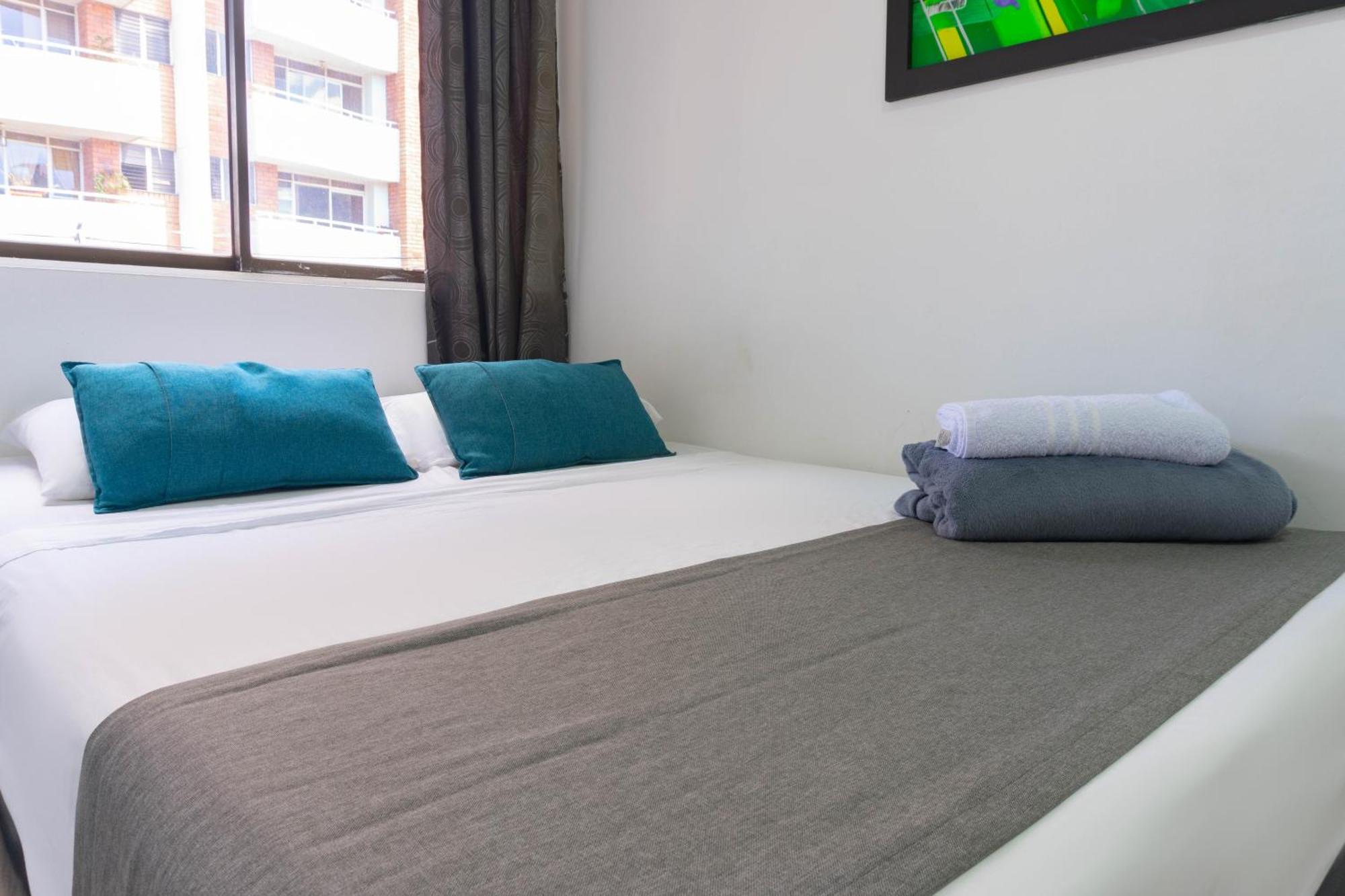 Hotel Jc 43 Μεντεγίν Εξωτερικό φωτογραφία