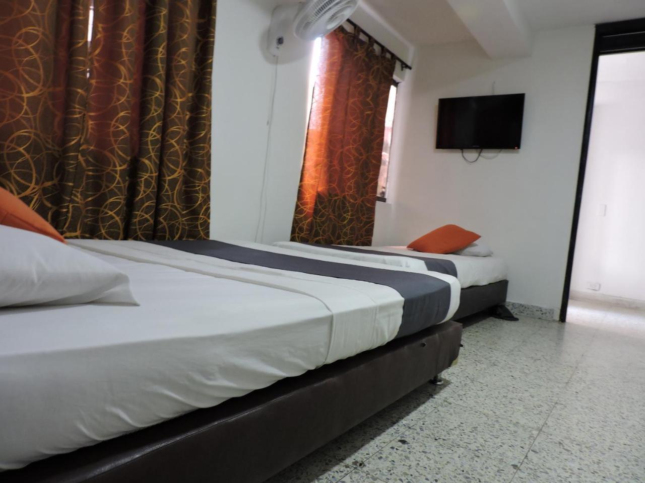 Hotel Jc 43 Μεντεγίν Εξωτερικό φωτογραφία