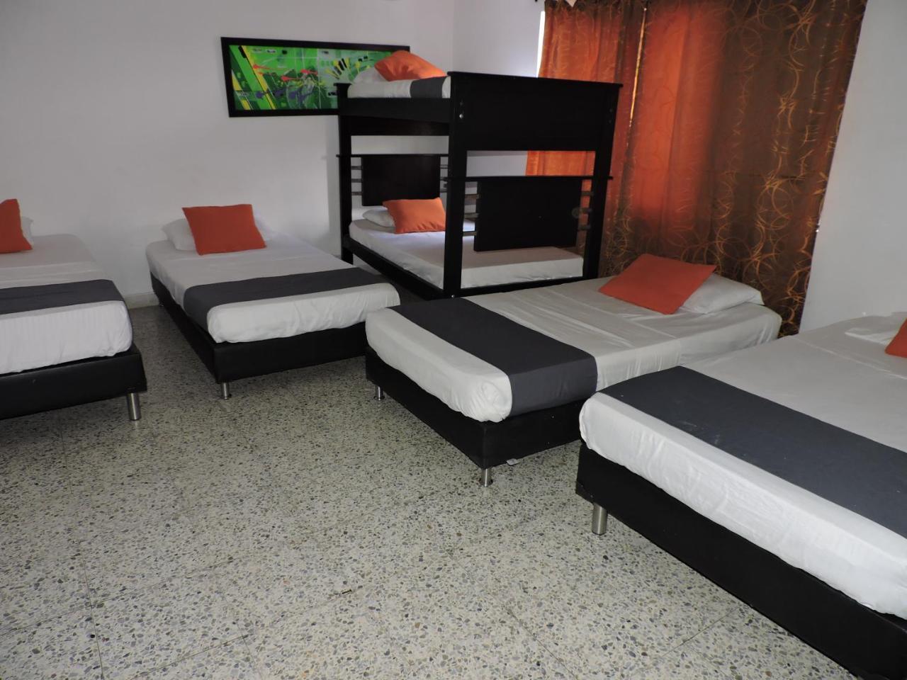 Hotel Jc 43 Μεντεγίν Εξωτερικό φωτογραφία