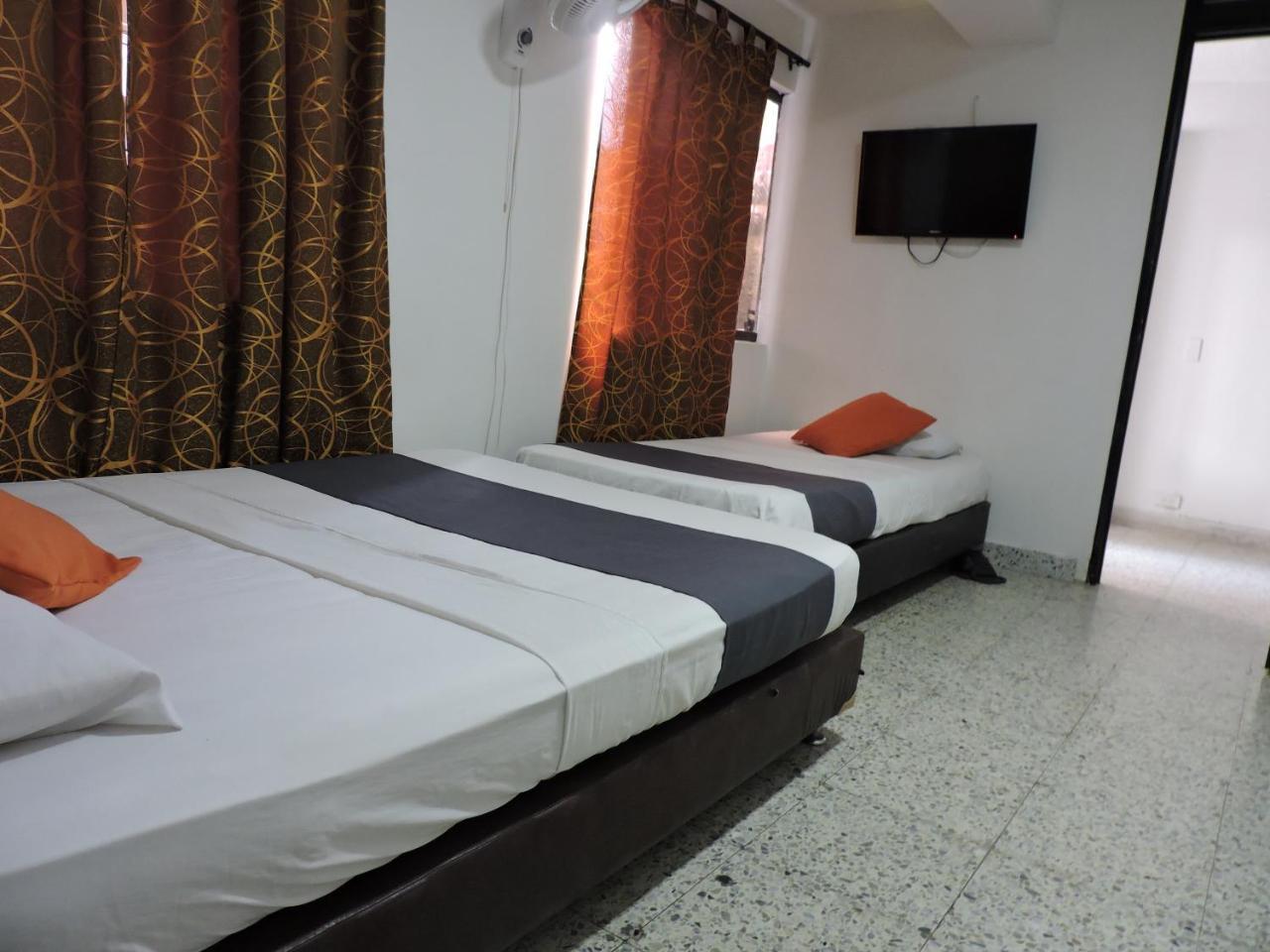 Hotel Jc 43 Μεντεγίν Εξωτερικό φωτογραφία