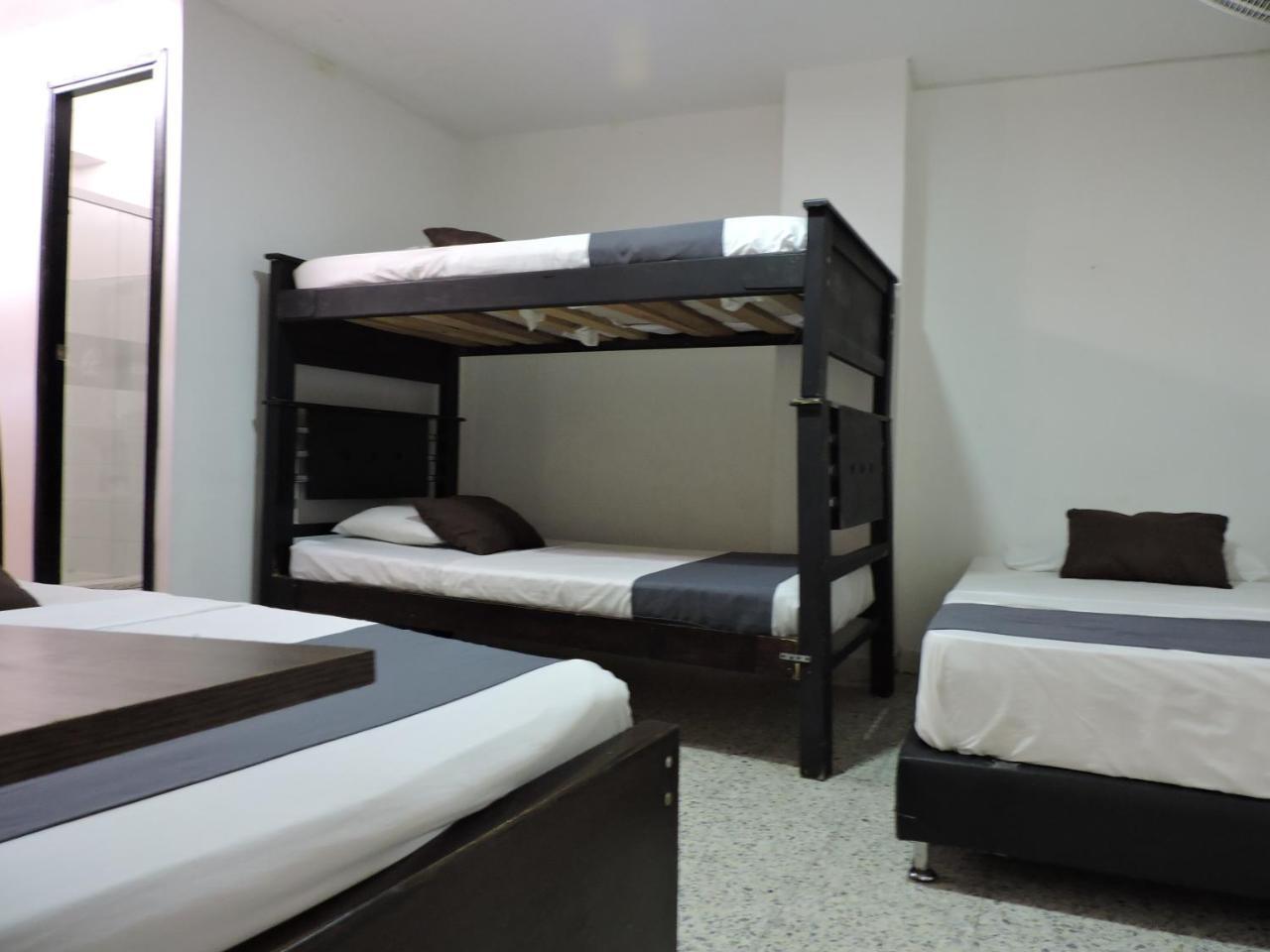 Hotel Jc 43 Μεντεγίν Εξωτερικό φωτογραφία