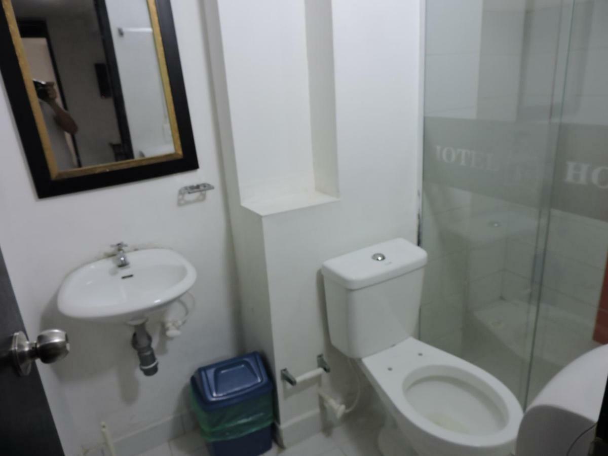 Hotel Jc 43 Μεντεγίν Εξωτερικό φωτογραφία