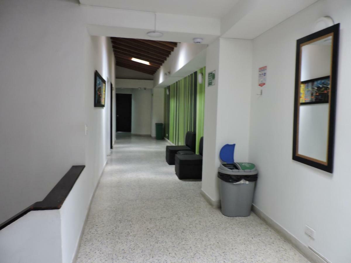 Hotel Jc 43 Μεντεγίν Εξωτερικό φωτογραφία